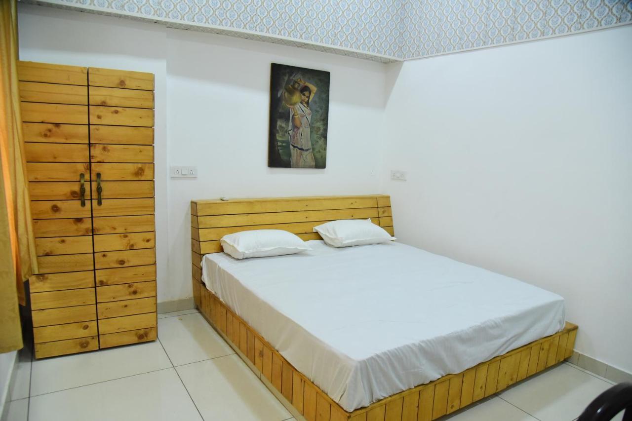 Nutz Backpackers Hostel Amritszár Kültér fotó