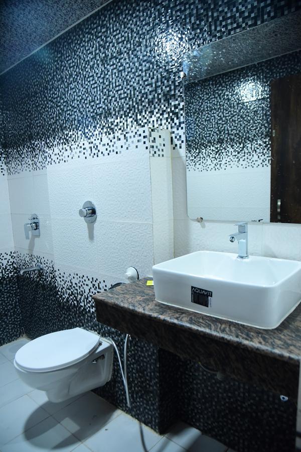 Nutz Backpackers Hostel Amritszár Kültér fotó